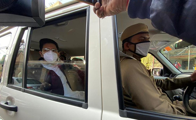 AAP's Raghav Chadha, Others Detained; Protest At Amit Shah's Home Denied