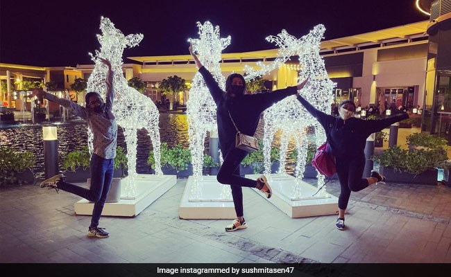 Sushmita Sen And Daughters Renee And Alisah Share A Holiday Postcard From Dubai