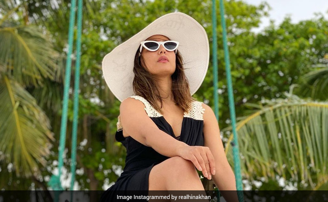 Pics From Hina Khan's Maldives Vacation Are Everything Nice