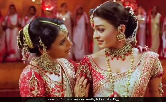 Madhuri Dixit और Aishwarya Rai ने यूं की थी 'डोला रे डोला' सॉन्ग की शूटिंग, Video में साथ डांस करती आईं नजर