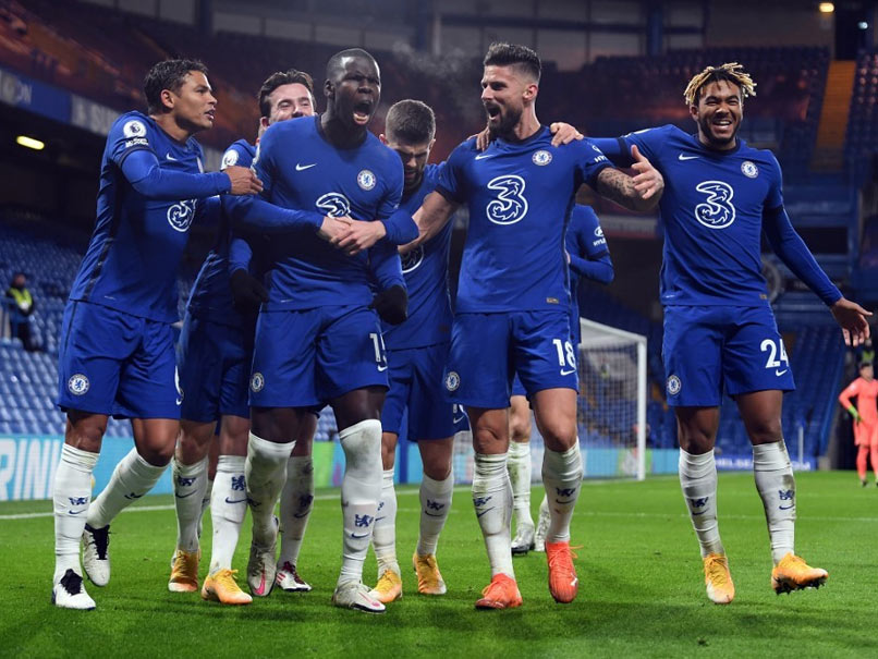 Chelsea Go Top Of Premier League, Manchester United Storm Back To Beat West Ham