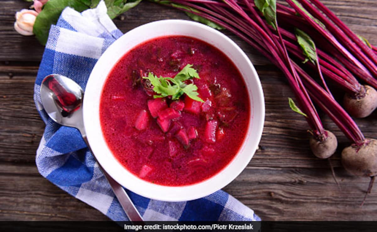 चुकंदर के सूप में किचन के 2 मसाले डालकर पीने से झट-पट मिलेगा बंद नाक और गले को आराम, जानिए रेसिपी यहां