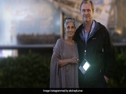 Akshay Kumar's "Proud Son-In-Law Moment" - <I>Tenet</i> Director Christopher Nolan's Letter To Dimple Kapadia Akshay Kumar's "Proud Son-In-Law Moment" - <I>Tenet</i> Director Christopher Nolan's Letter To Dimple Kapadia