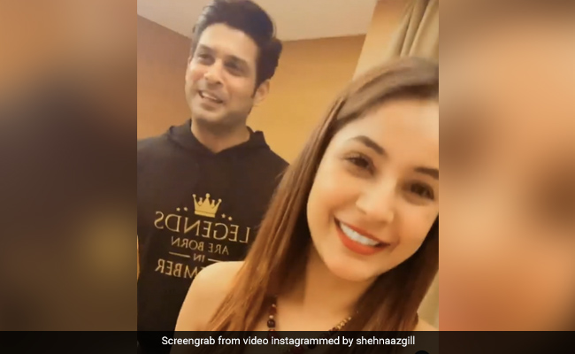 Sidharth Shukla Celebrates His 40th Birthday With Shehnaaz Gill. See Videos