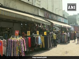 Delhi Markets Mostly Open Amid Tight Security During "Bharat <i>Bandh</i>" Delhi Markets Mostly Open Amid Tight Security During "Bharat <i>Bandh</i>"