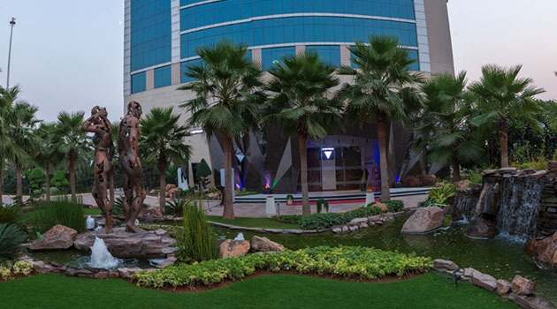 Chevron, Gurugram Is Perfect To Spend Time With Family And Friends Over Good Food And Music