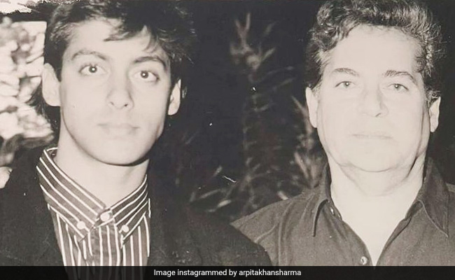 Salim Khan With Son Salman And Amitabh Bachchan In Throwback Gems