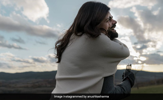 Anushka Sharma ने एनिवर्सरी पर पति Virat Kohli को खास अंदाज में किया विश, लिखा- बहुत जल्द हम तीन होने वाले हैं