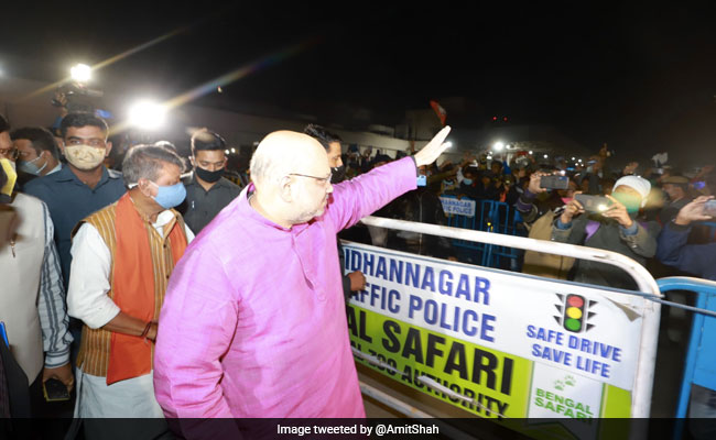 Amit Shah Arrives In Bengal For Two-Day Visit, Welcomed By BJP Leaders At Kolkata Airport
