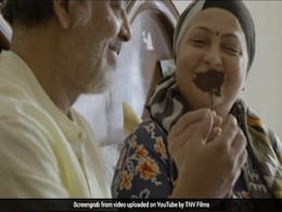 समाज को आइना दिखाती 'छोटी सी गुजारिश' फिल्म देखकर आप भी हो जाएंगे इमोशनल, पढ़ें रिव्यू समाज को आइना दिखाती 'छोटी सी गुजारिश' फिल्म देखकर आप भी हो जाएंगे इमोशनल, पढ़ें रिव्यू