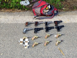 6 माह में 2431 गिरफ्तार : दिल्ली पुलिस ने अवैध हथियारों के काले धंधे पर कसा शिकंजा 6 माह में 2431 गिरफ्तार : दिल्ली पुलिस ने अवैध हथियारों के काले धंधे पर कसा शिकंजा