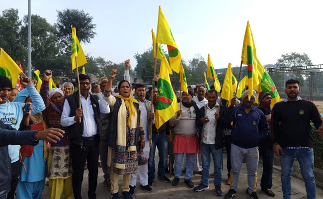 Court Order On Farm Laws Against Centre, But Acceptable To All: Minister