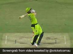 BBL 2020: Daniel Sams Smashes Four Sixes In An Over To Help Sydney Thunder Seal Remarkable Comeback. Watch