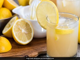 Weight Loss Tips: वज़न कम करने के लिए बहुत फायदेमंद है नींबू, ऐसे करें डाइट में शामिल Weight Loss Tips: वज़न कम करने के लिए बहुत फायदेमंद है नींबू, ऐसे करें डाइट में शामिल