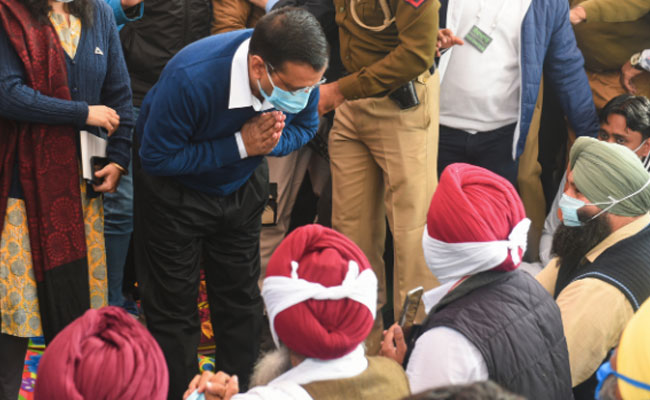 किसानों के समर्थन में केजरीवाल की AAP रखेगी एक दिन का उपवास, कहा- PM और गृह मंत्री छोड़ें अहंकार