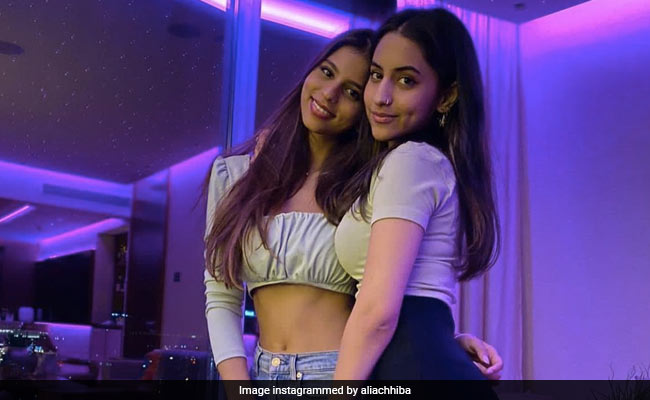 Suhana Khan And Cousin Alia Chiba, Twinning In White, In A Picture Perfect Moment