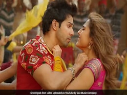 <I>Coolie No 1</i> Song <I>Mummy Kassam</i>: Varun Dhawan And Sara Ali Khan Dance Their Hearts Out <I>Coolie No 1</i> Song <I>Mummy Kassam</i>: Varun Dhawan And Sara Ali Khan Dance Their Hearts Out