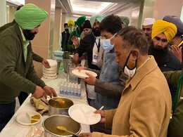 Ministers Share Farmers' Langar Food, Delivered In Van Ministers Share Farmers' Langar Food, Delivered In Van