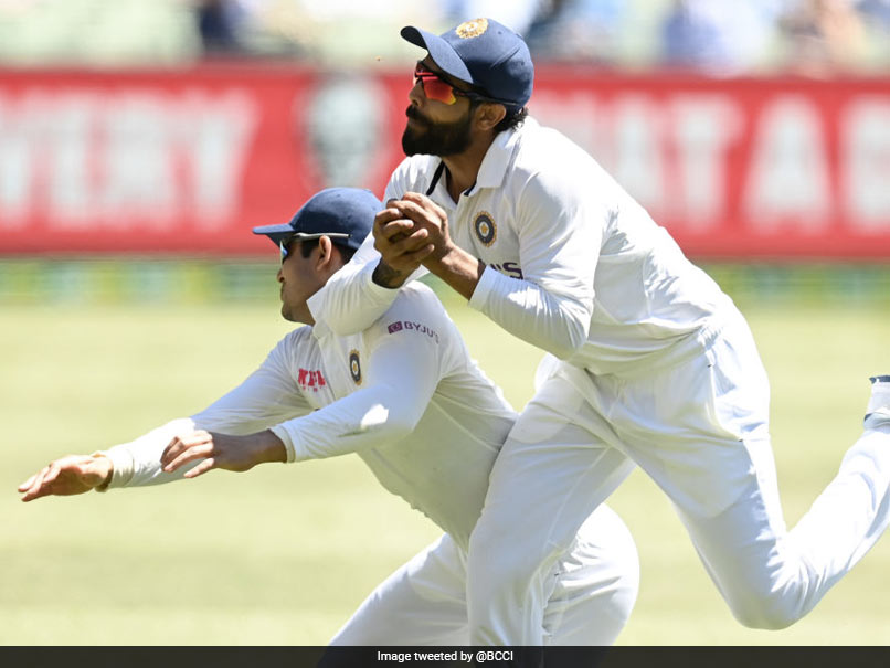Australia vs India: Ravindra Jadeja Takes Fine Catch Despite Minor Collision With Shubman Gill. Watch