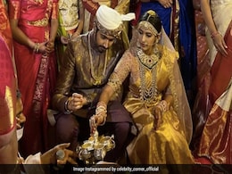 निहारिका कोनिडेला और चैतन्य ने तेलुगू रस्म से रचाई शादी, देखें दोनों की खूबसूरत फोटो निहारिका कोनिडेला और चैतन्य ने तेलुगू रस्म से रचाई शादी, देखें दोनों की खूबसूरत फोटो