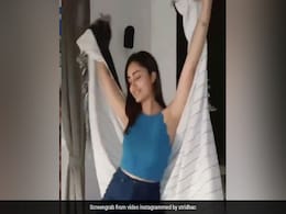 Aashram की एक्ट्रेस ने शेयर किया डांस Video, लिखा- दिन खराब जा रहा है तो करें जूबी डूबी... Aashram की एक्ट्रेस ने शेयर किया डांस Video, लिखा- दिन खराब जा रहा है तो करें जूबी डूबी...