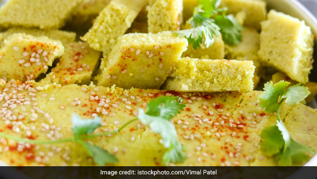 Make Protein-Rich Rajasthani Snack <i>'Pithole'</i> For Your Diabetes Diet (Recipe Inside)