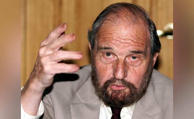 George Blake, Last In Line Of Cold War Spies Who Betrayed Britain, Dies