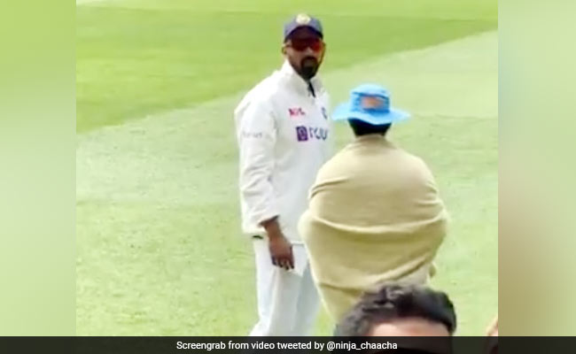 Ind Vs Aus: बाउंड्री पर फील्डिंग कर रहे थे केएल राहुल, फैन बोला- 'कॉफी पर चलें', दिया ऐसा रिएक्शन - देखें Video