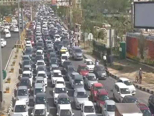 Government To Impose Green Tax On Old Vehicles; Proposal Approved By Union Minister Nitin Gadkari