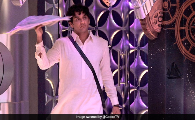 <i>Bigg Boss 14</i> Written Update December 24, 2020: Vikas Gupta Becomes The New Captain