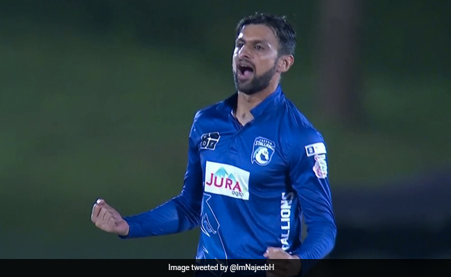 LPL 2020: शोएब मलिक ने फाइनल में ताबड़तोड़ प्रदर्शन कर जाफना स्टेलियंस को दिलाई जीत, ससुर ने खुश होकर यूं किया रिएक्ट