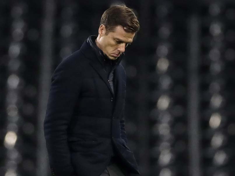 Fulham Manager Scott Parker Self-Isolating After Household Member Tests COVID-19 Positive