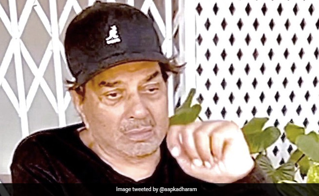 "Pained" Dharmendra Tweets On "Farmer Brothers' Suffering", Shares Photo