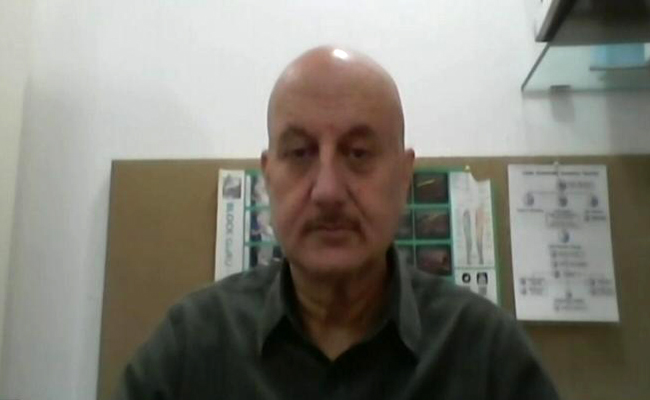 अनुपम खेर ने किया Tweet, बोले- काश इंसान भी नोटों की तरह होते, तो...