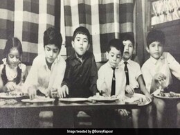 Anil Kapoor Always Had His Eyes On The Camera. Can You Spot Him In This Pic? Anil Kapoor Always Had His Eyes On The Camera. Can You Spot Him In This Pic?