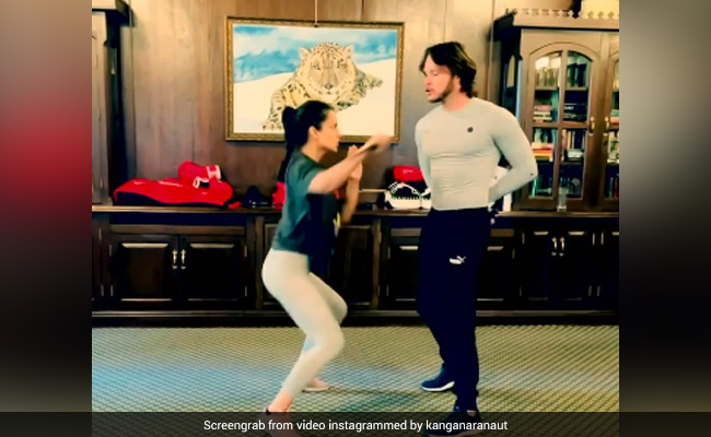 Kangana Ranaut 'धाकड़' के लिए यूं कर रहीं प्रैक्टिस, बोलीं- एजेंट अग्नि की दुनिया में किक, पंच, हड्डियां तोड़ना...देखें Video