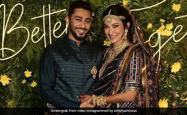 Gauahar Khan और जैद दरबार के संगीत के Photos और Video ने मचाई धूम, यूं खूबसूरत अंदाज में नजर आया कपल