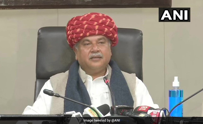 नरेंद्र सिंह तोमर ने कृषि कानूनों पर शरद पवार के 6 ट्वीट का तथ्यों के साथ दिया ये जवाब