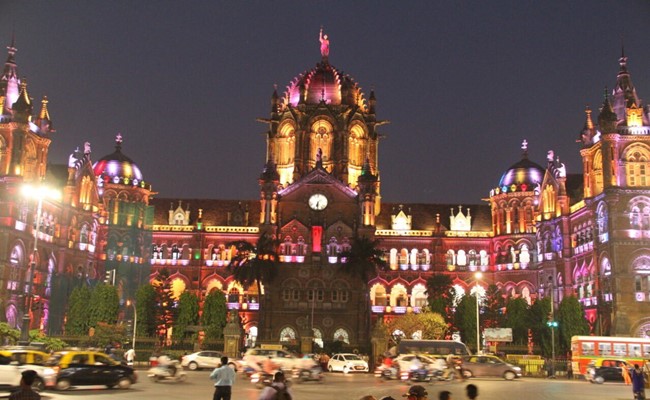 Bomb Hoax At Mumbai Railway Stations, Amitabh Bachchan's Home: Report