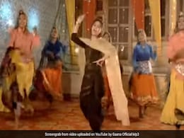 '52 गज का दामन' के बाद रेणुका पंवार का नया हरियाणवी सॉन्ग 'काला दामन' रिलीज, Video ने मचाई धूम '52 गज का दामन' के बाद रेणुका पंवार का नया हरियाणवी सॉन्ग 'काला दामन' रिलीज, Video ने मचाई धूम
