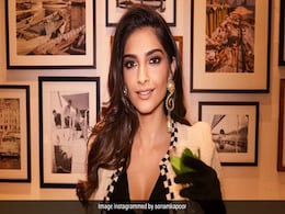 Sonam Kapoor Shares Quick Snack For Weight Loss Made With Just 3 Ingredients Sonam Kapoor Shares Quick Snack For Weight Loss Made With Just 3 Ingredients