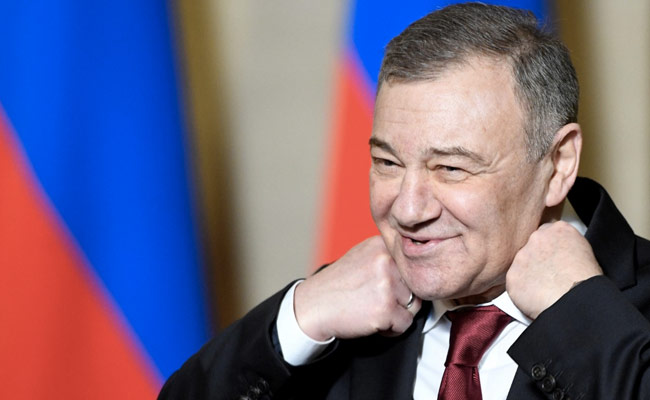 Putin's Former Judo Partner Claims He Owns Palace Linked To Russian Leader