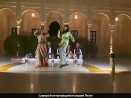 जैसलमेर में राजस्थानी गाने पर डांस करती नजर आईं बॉलीवुड एक्ट्रेस, देखें Video जैसलमेर में राजस्थानी गाने पर डांस करती नजर आईं बॉलीवुड एक्ट्रेस, देखें Video