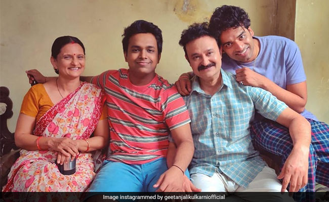 <i>Gullak 2</I> Review: It's Easy To Fall In Love With The Mishras, Warts And All