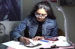 Fly High! Kashmiri Girl Masters Sketching Amid Lockdown Fly High! Kashmiri Girl Masters Sketching Amid Lockdown