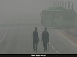 'Orange Alert' Issued As Delhi Temperature Dips To 1.5 Degree Celsius 'Orange Alert' Issued As Delhi Temperature Dips To 1.5 Degree Celsius