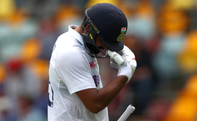 That’s an irresponsible shot’ Sunil Gavaskar rips apart Rohit Sharma for selling his wicket in Brisbane That’s an irresponsible shot’ Sunil Gavaskar rips apart Rohit Sharma for selling his wicket in Brisbane