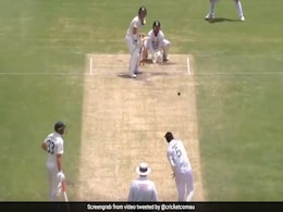 Ind vs Aus: वॉशिंगटन सुंदर के जाल में फंसे डेविड वॉर्नर, फिरकी डाल ऐसे किया Out - देखें Video Ind vs Aus: वॉशिंगटन सुंदर के जाल में फंसे डेविड वॉर्नर, फिरकी डाल ऐसे किया Out - देखें Video