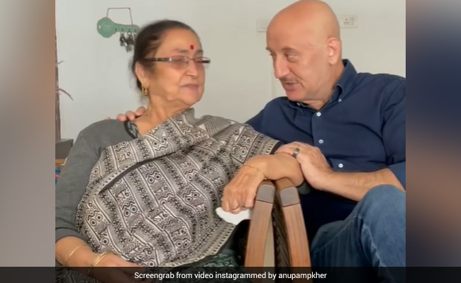 Anupam Kher On How His Mother Dulari Shaped Him As A Person