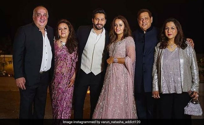 Varun Dhawan Natasha Dalal S Cocktail Party Was A Night To Remember Inside Pics Anushka sharma reveals her favrouite sui dhaga meme. varun dhawan natasha dalal s cocktail